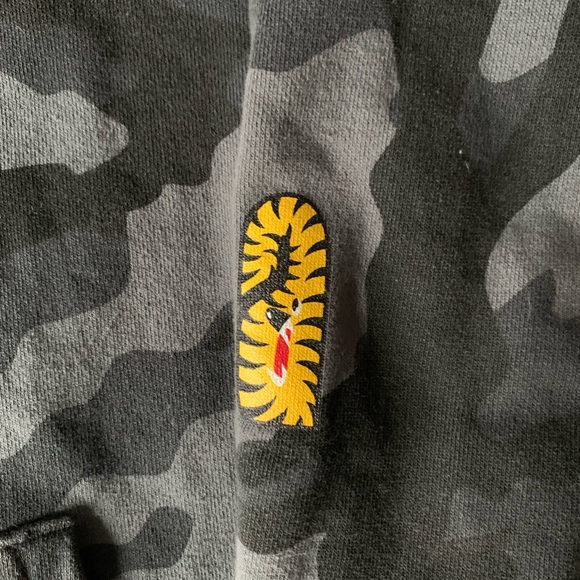 (Negociable) Bape Shark PONR Full Zip Hoodie - Picture 3 of 9